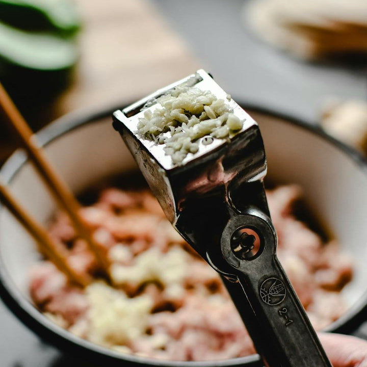 10 Must-Have Kitchen Gadgets That Make Cooking Faster and Easier