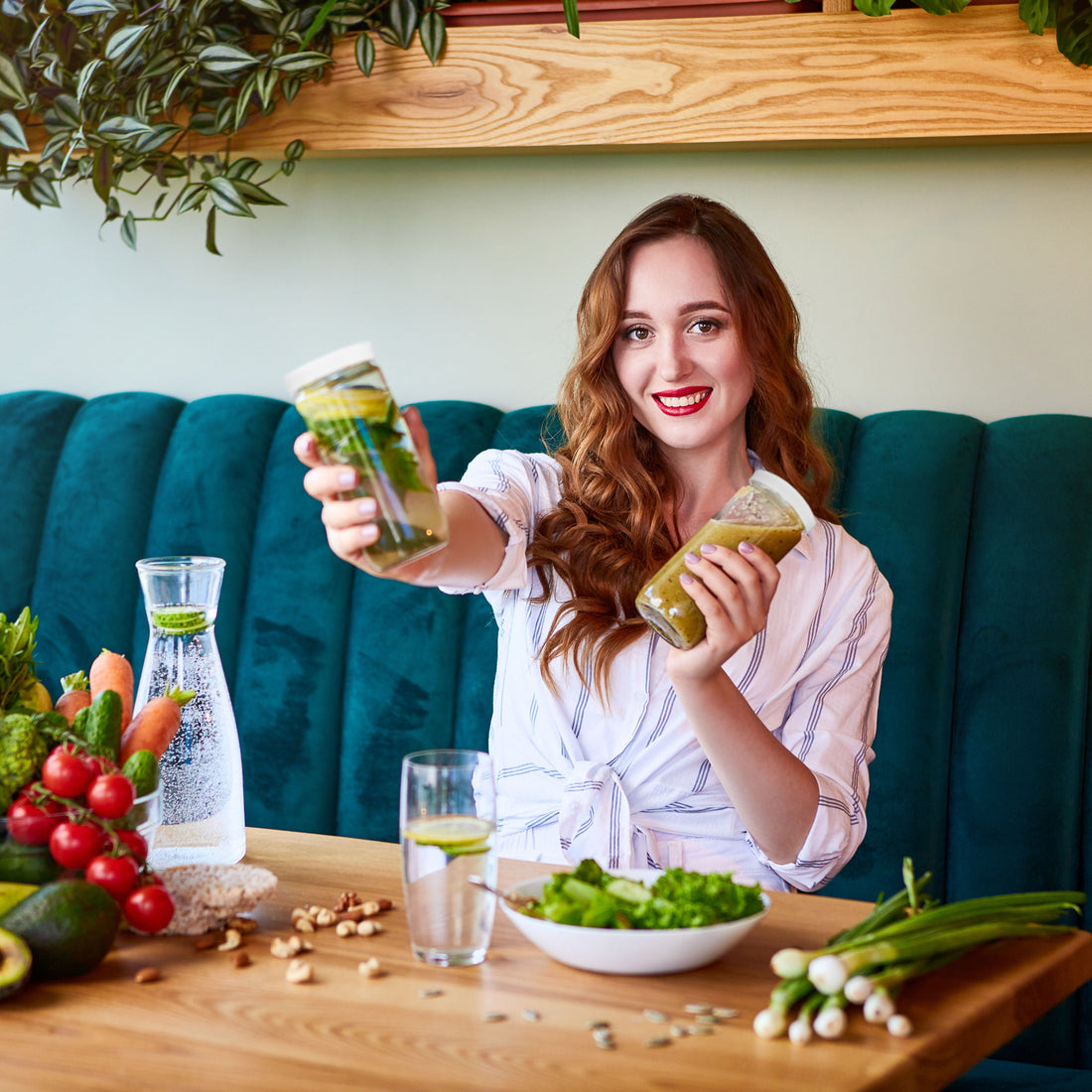 Wide Mouth 16oz Glass Bottles w/ Lids & Silicone Liner